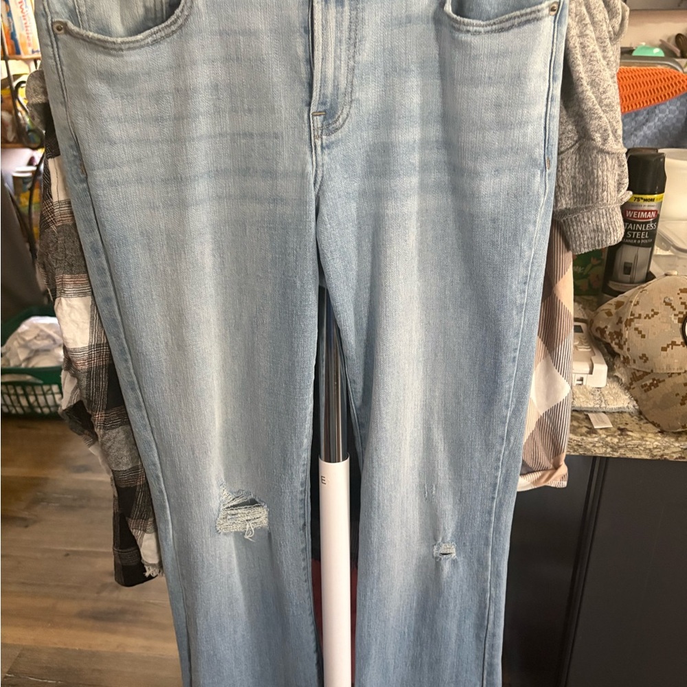 Lucky Brand Light Blue Straight Leg Jeans